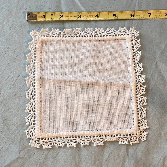 Gorgeous Vintage Crochet Set - Picture 9 of 16